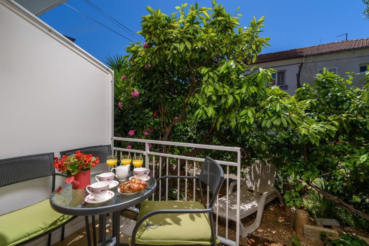 Apartments Mare Trogir Ngoại thất bức ảnh