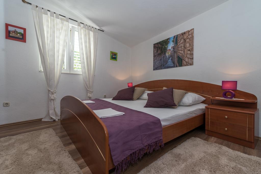 Apartments Mare Trogir Ngoại thất bức ảnh