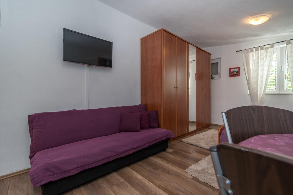 Apartments Mare Trogir Ngoại thất bức ảnh