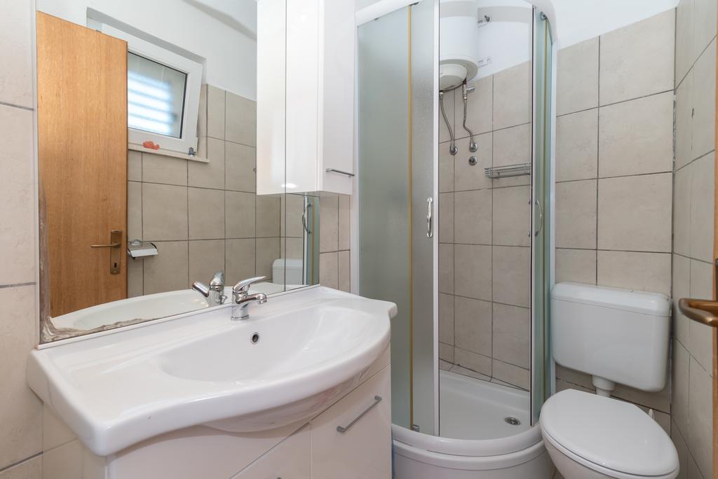 Apartments Mare Trogir Ngoại thất bức ảnh