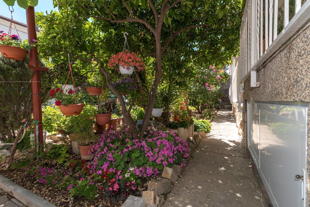 Apartments Mare Trogir Ngoại thất bức ảnh